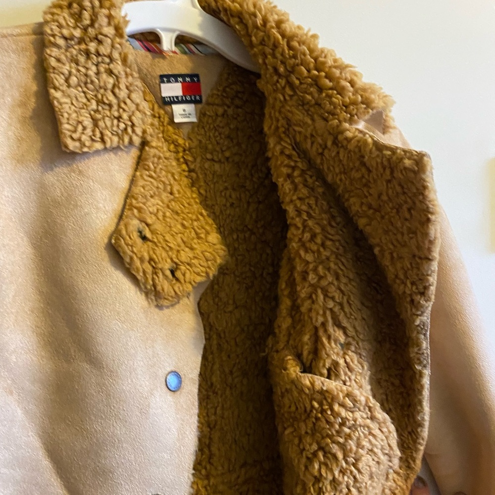 Youth Tommy Hilfiger jacket. - Picture 6 of 9